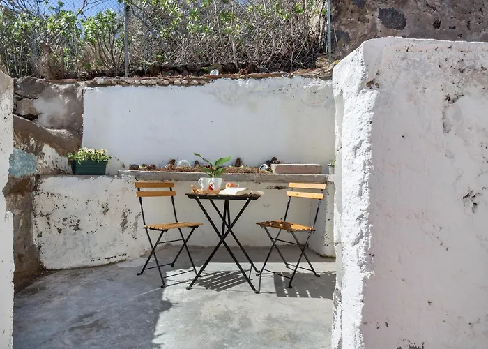 Un Jardin Al Mar בית הארחה Genovés