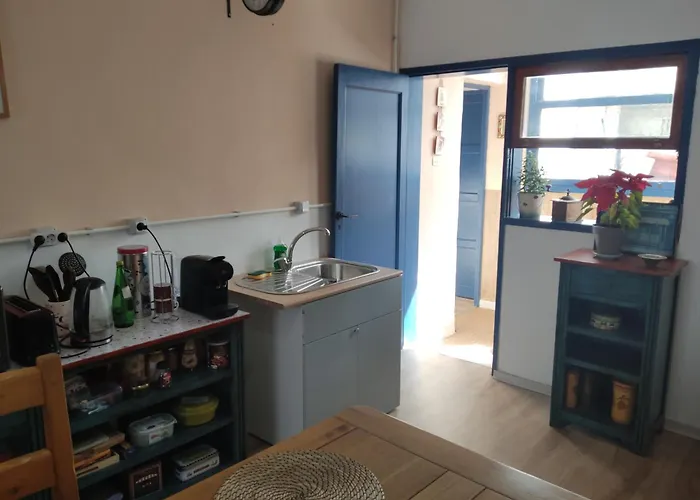 Guest house Un Jardin Al Mar 3*