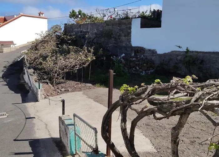 Guest house Un Jardin Al Mar 3*