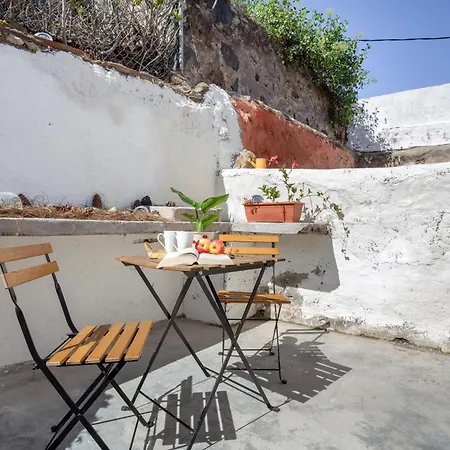 בית הארחה Un Jardin Al Mar