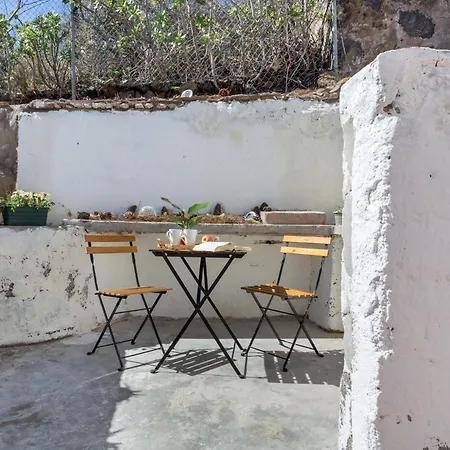 Un Jardin Al Mar בית הארחה Genovés