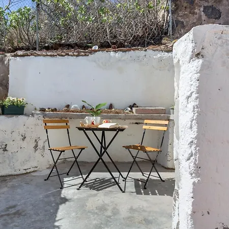 Un Jardin Al Mar Casa de hóspedes Genovés